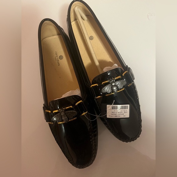 Flats/Loafers - Picture 3 of 4